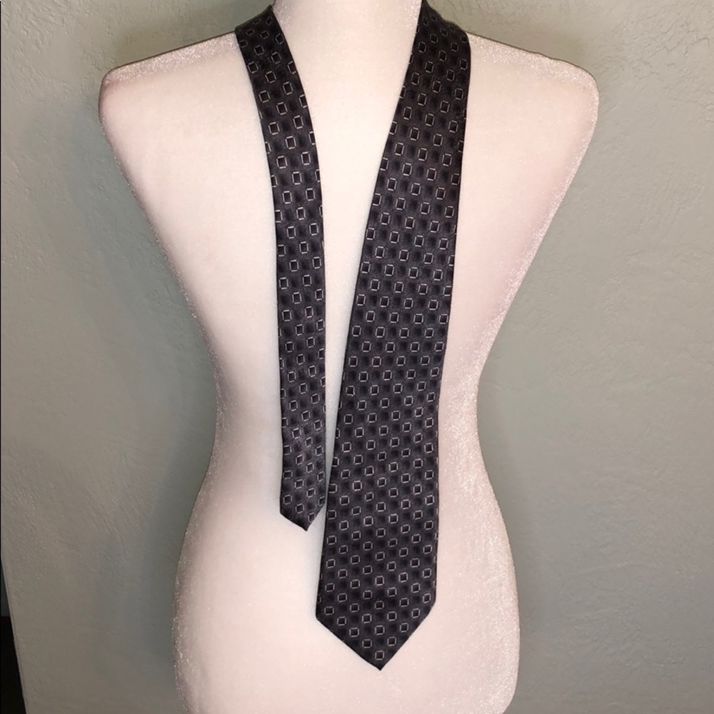 3/$15-SALE 100% Geometric Silk Tie